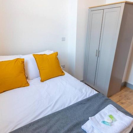 Pillo Rooms Serviced Apartments - Salford Manchester Exterior foto