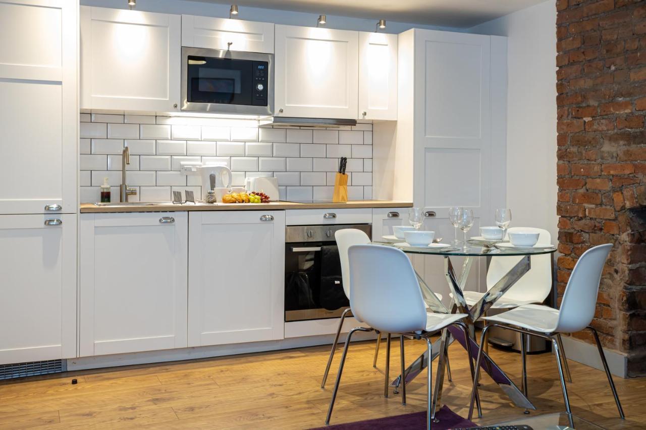 Pillo Rooms Serviced Apartments - Salford Manchester Exterior foto