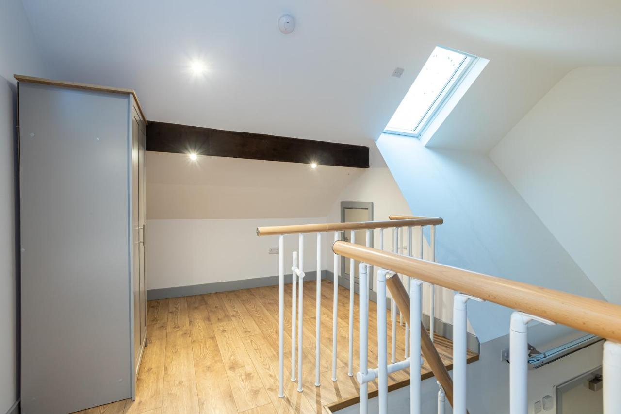 Pillo Rooms Serviced Apartments - Salford Manchester Exterior foto