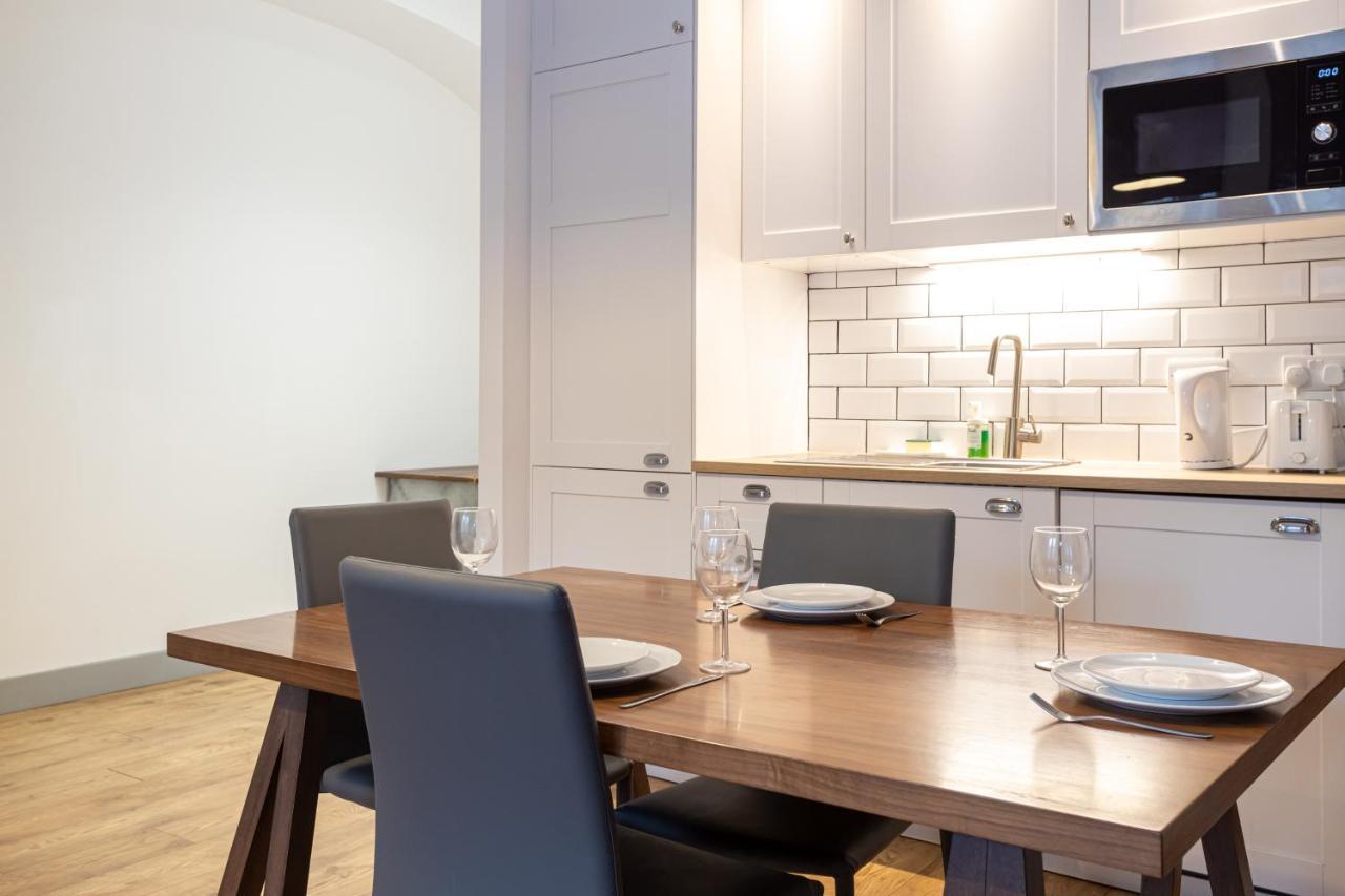 Pillo Rooms Serviced Apartments - Salford Manchester Exterior foto