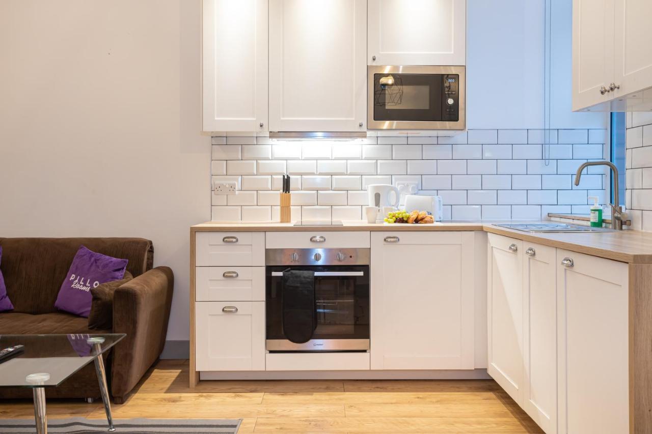 Pillo Rooms Serviced Apartments - Salford Manchester Exterior foto