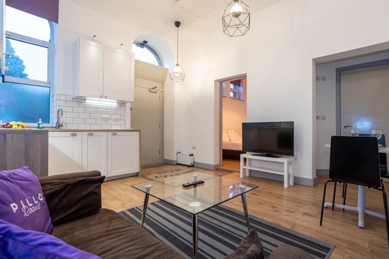 Pillo Rooms Serviced Apartments - Salford Manchester Exterior foto